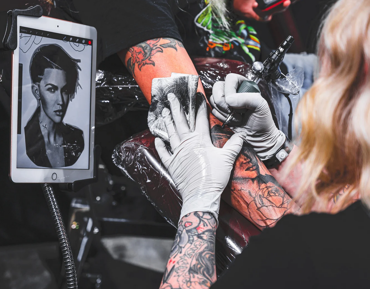 The Tattoo Artist's Digital Playbook: 7 Ways To Get More Clients Online Featured Image